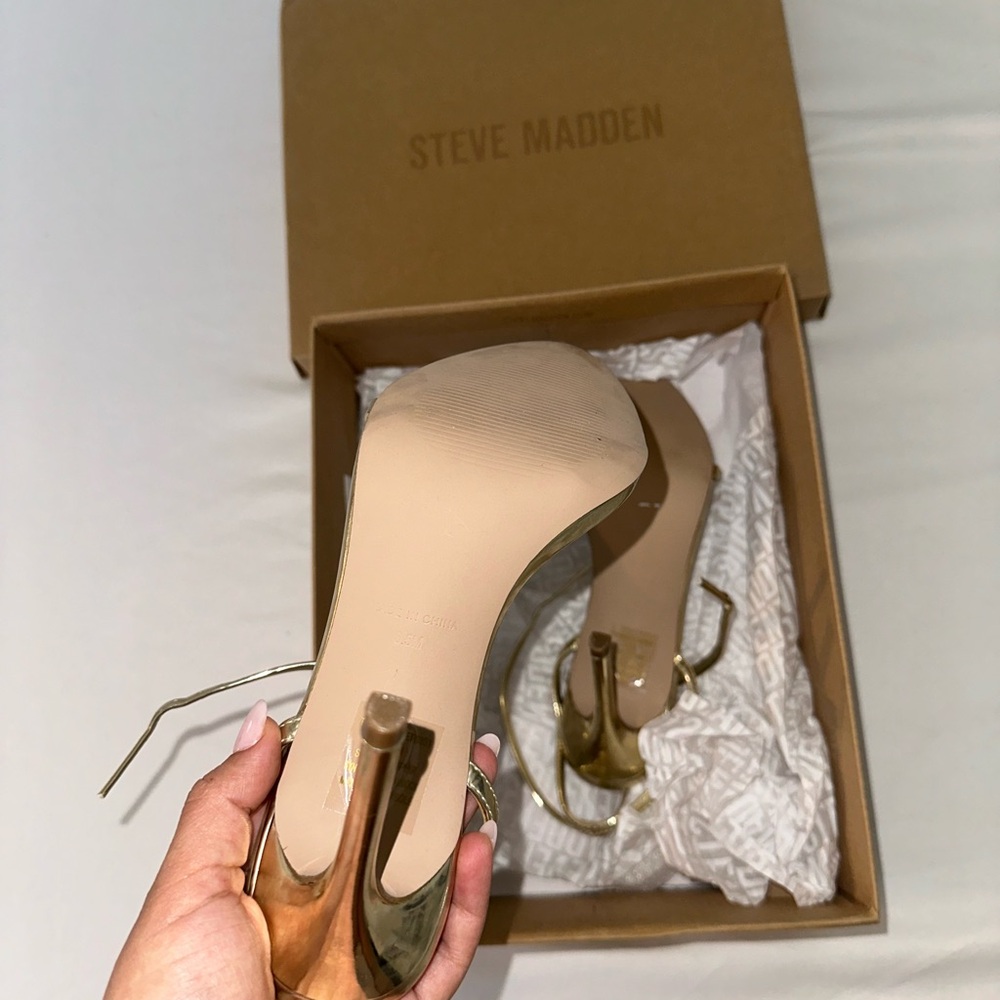 Steve Madden Metallic Gold Strappy Heels - Picture 3 of 7